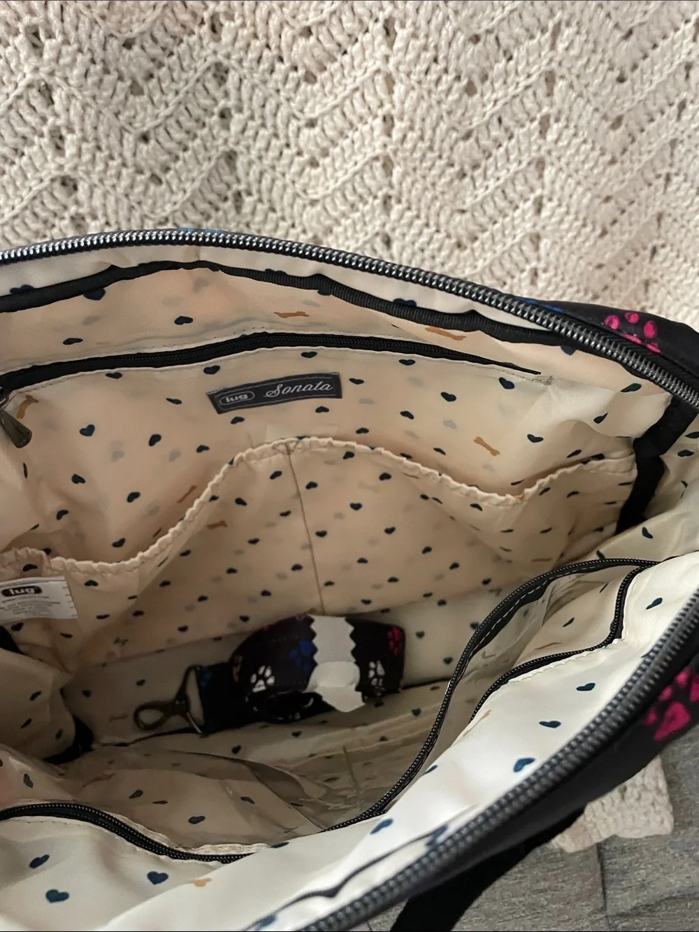 NWT- Lug Sonata Paws Black